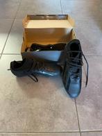 Voetbalschoenen Adidas maat 44 2/3, Sports & Fitness, Football, Enlèvement, Comme neuf, Chaussures