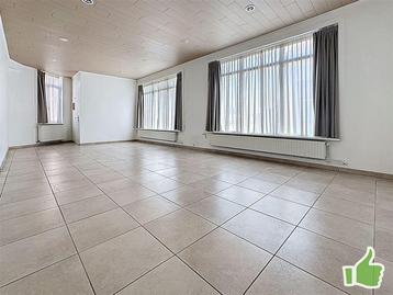 Appartement à louer à Dottignies, 4 chambres beschikbaar voor biedingen