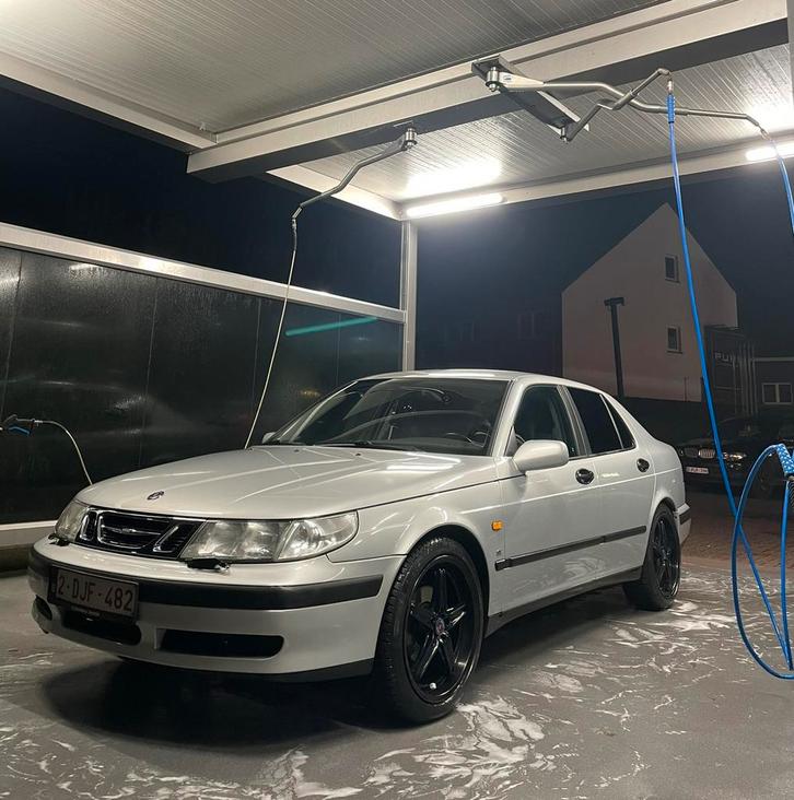 Saab 9-5 se (<100.000km), Autos, Saab, Particulier, Saab 9-5, ABS, Régulateur de distance, Airbags, Air conditionné, Alarme, Verrouillage central