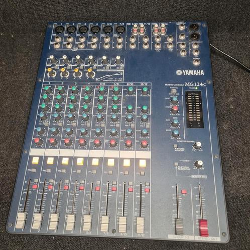YAMAHA  MG124C  mixer / mengpaneel, Audio, Tv en Foto, Luidsprekerboxen, Zo goed als nieuw, Ophalen of Verzenden
