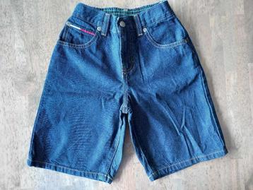 jeans short maat 122 tommy hilfiger (zo goed als nieuw)