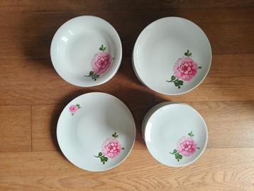 Mitterteich Bavaria porseleinen servies 37-delig beschikbaar voor biedingen