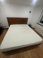 Bed, Huis en Inrichting, Ophalen, Bruin, Tweepersoons, Zo goed als nieuw
