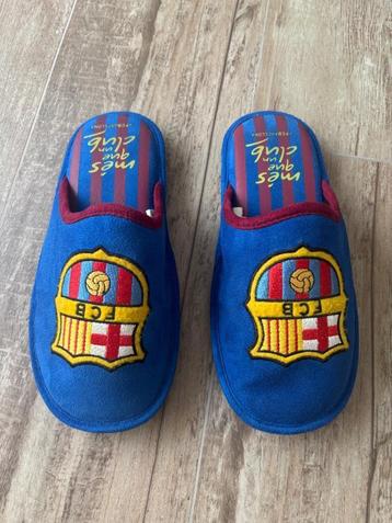 Paire de chaussons FC Barcelona - pointure 39 beschikbaar voor biedingen