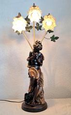 Prachtige lamp op terracotta beeld naar Carrier-Belleuse, Ophalen
