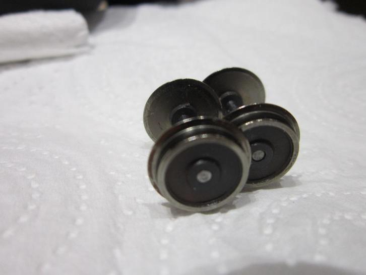 Roco DC wielen bolle neus, Hobby en Vrije tijd, Modeltreinen | H0, Zo goed als nieuw, Overige typen, Gelijkstroom, Roco, Verzenden