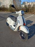 Vespa 125 gts super sport, Motoren, Motoren | Piaggio, Scooter, Particulier, 125 cc, 11 kW of minder