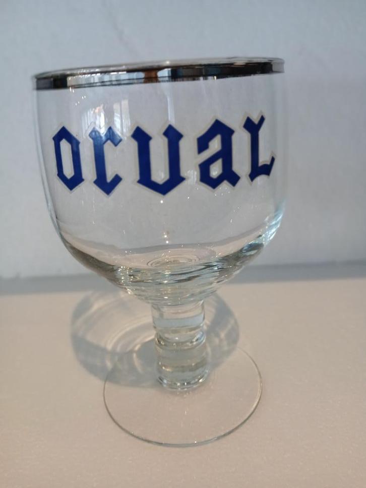 Oud Benjamin-glas op ORVAL-standaard in perfecte staat, Verzamelen, Biermerken, Zo goed als nieuw, Glas of Glazen, Overige merken