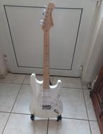 Verbeterde Fazley Stratocaster-gitaar, Muziek en Instrumenten, Snaarinstrumenten | Gitaren | Elektrisch, Ophalen of Verzenden