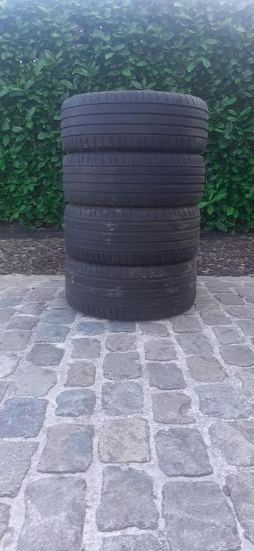 autobanden beschikbaar voor biedingen