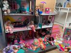 Lot poupée LOL, Enfants & Bébés, Jouets | Maisons de poupées, Comme neuf