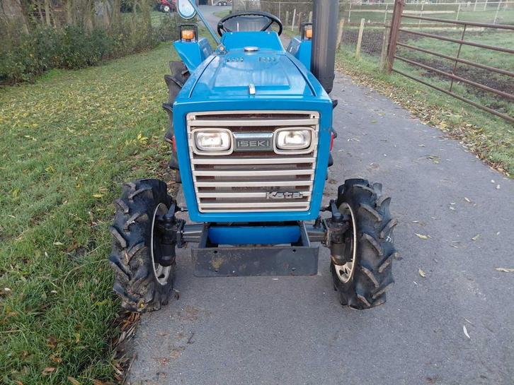 Mini-tracteur Iseki TL2100, Articles professionnels, Machines & Construction | Jardin, Parc & Sylviculture, Autres types