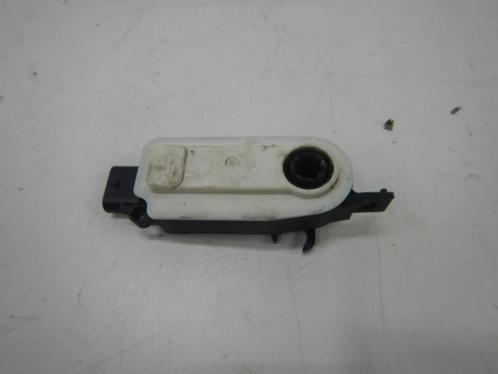 Mercedes-Benz B-Klasse W247 Stelmotor Luchtgeleider Radiator, Auto-onderdelen, Carrosserie, Bumper, Mercedes-Benz, Gebruikt, Ophalen of Verzenden