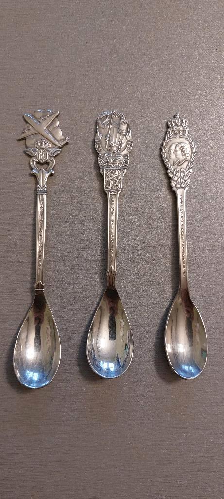 3 souvenirlepeltjes Flying Dutchman, 1945-1955 WO II Je Main, Verzamelen, Overige Verzamelen, Zo goed als nieuw, Ophalen of Verzenden