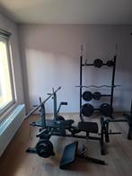gorilla sport halterbank + stangen en gewichten + houder, Sport en Fitness, Ophalen, Zo goed als nieuw