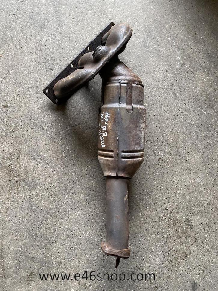 UITLAAT SPRUITSTUK katalysator BMW E46  M54 320i 325i 330i, Auto-onderdelen, Uitlaatsystemen, BMW, Gebruikt, Ophalen of Verzenden