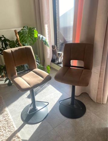 Barstoelen  beschikbaar voor biedingen