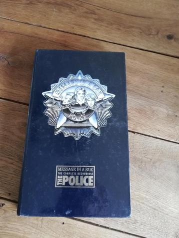 message in a box -The Police beschikbaar voor biedingen