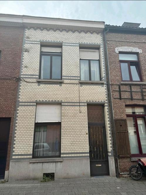 Huis met 4 slaapkamers en tuin op loopafstand v/h station, Immo, Maisons à vendre