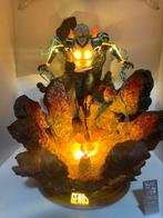 Statue Genos tsume, Collections, Statues & Figurines, Comme neuf