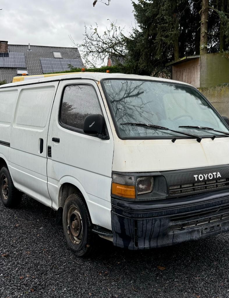 Toyota hiace