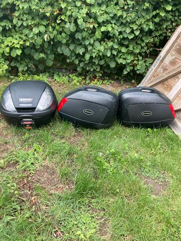 Suzuki givi set, Enlèvement, Comme neuf
