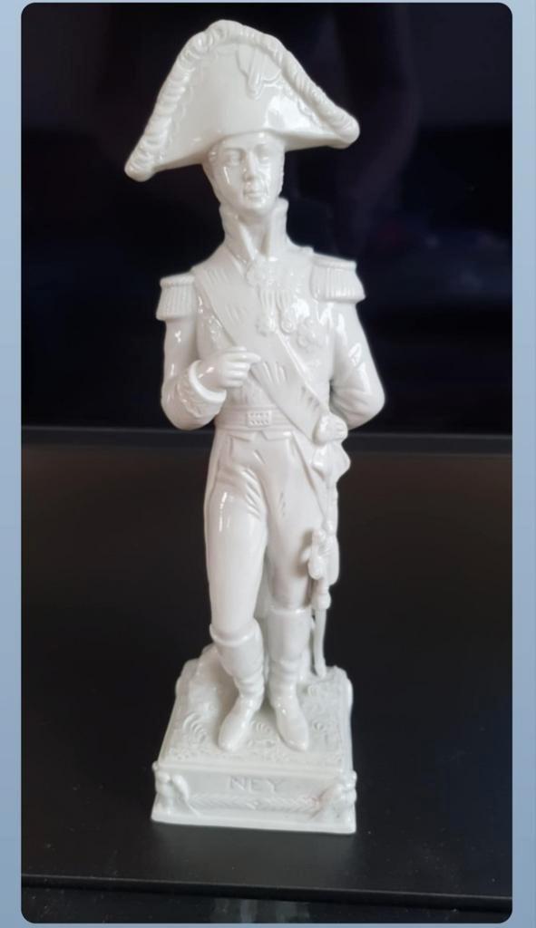 Oude beeld van Napoleontische officier Ney., Antiek en Kunst, Curiosa en Brocante, Ophalen of Verzenden