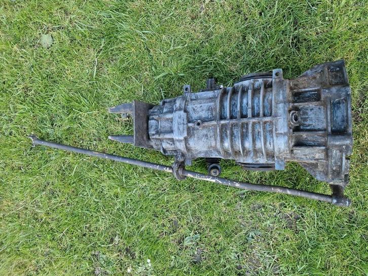 Boîte de vitesses Volkswagen T3 - 84 - 86 - 4 vitesses, Autos : Pièces & Accessoires, Transmission & Accessoires, Volkswagen, Utilisé