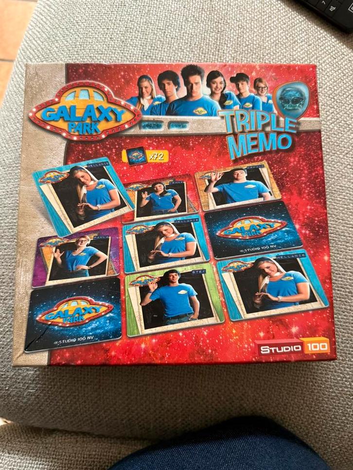 Pakketje spellen Studio 100 Galaxy park., Hobby & Loisirs créatifs, Jeux de société | Jeux de cartes, Comme neuf, Enlèvement ou Envoi