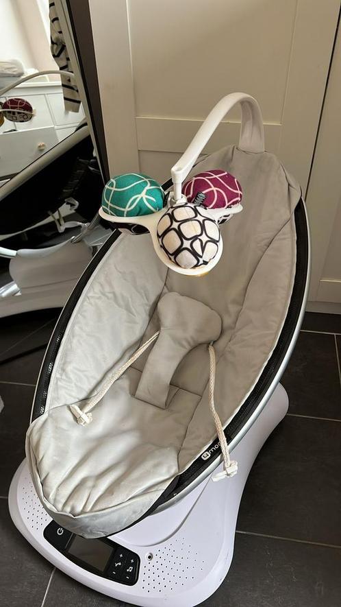 4Moms baby schommelstoel / wipstoel, Kinderen en Baby's, Wipstoeltjes, Zo goed als nieuw, Wipstoel, Overige merken, Met gordel(s) of riempje(s)