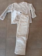 Pyjama maat 158, Ophalen