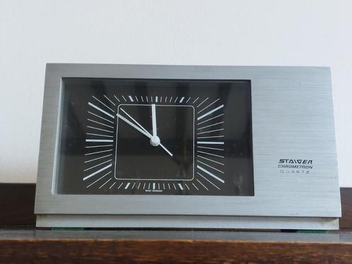 STAIGER Chrometron vintage quartz tafelklokje, Huis en Inrichting, Woonaccessoires | Klokken, Gebruikt, Wekker of Tafelklok, Analoog