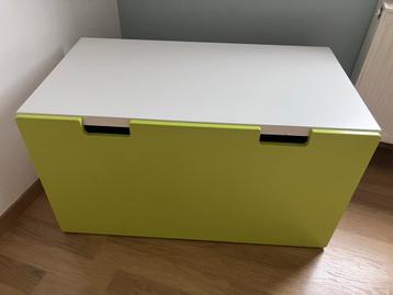 Speelgoedkist met bank - groen/wit - IKEA beschikbaar voor biedingen