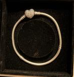 PANDORA 2x armbanden 2 x ring 3 x bedel 1 x ketting, Ophalen of Verzenden, Zo goed als nieuw