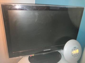 Nieiwstaat Led tv 32 inch + 20inch (56cm diagonaal) Samsung, Audio, Tv en Foto, Televisies, Ophalen, LED, Zo goed als nieuw, Samsung