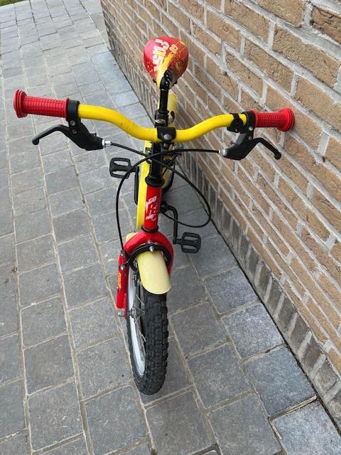 Beau vélo 16 pouces, Vélos & Vélomoteurs, Vélos | Vélos pour enfant, Utilisé, 16 à 20 pouces, Stabilisateurs, Enlèvement