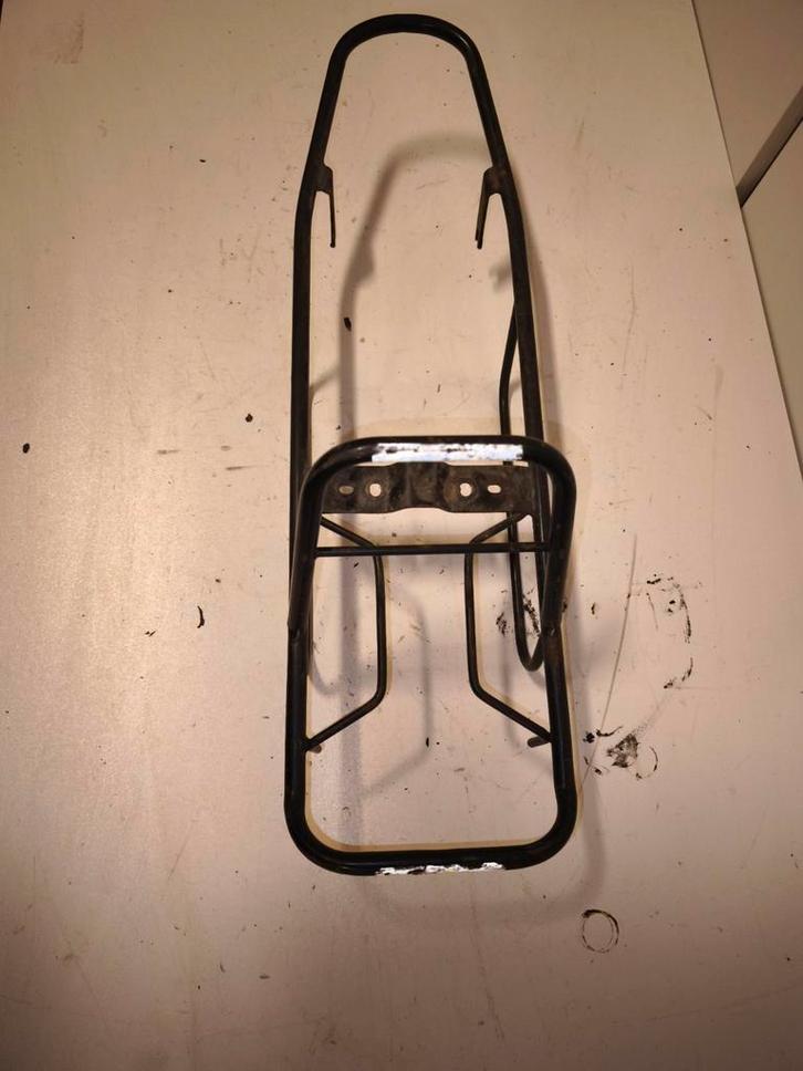 Mooi sport zadel rek honda camino, Fietsen en Brommers, Brommeronderdelen | Snorfietsen, Zo goed als nieuw, Zadel, Ophalen of Verzenden