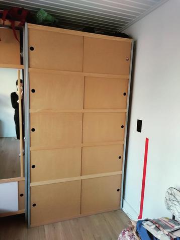 kewlox kast beschikbaar voor biedingen