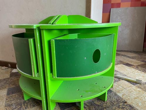 2 leuke speelhoekkasten, Kinderen en Baby's, Kinderkamer | Bedden, Gebruikt, Ophalen