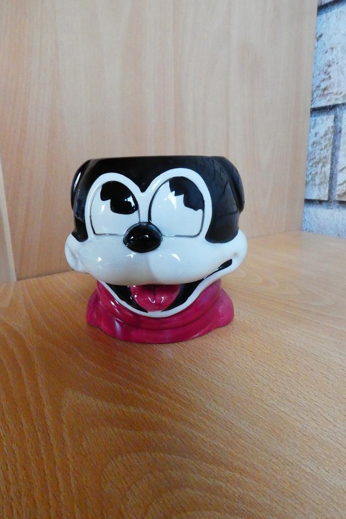 Bettu Boop Mickey Mousse mok Rare Vandor uit 1981, Verzamelen, Beelden en Beeldjes, Nieuw, Mens, Ophalen of Verzenden