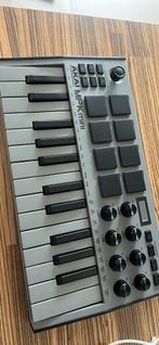 Akai MPK mini ongebruikt, Muziek en Instrumenten, Ophalen of Verzenden, Zo goed als nieuw
