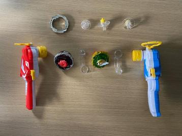 Beyblades (2 stuks met launchers) beschikbaar voor biedingen