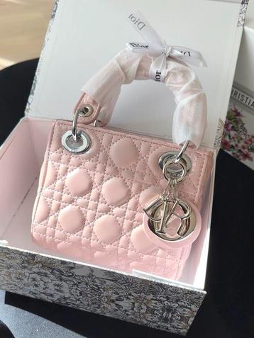 Lady dior tas (lichtroze) beschikbaar voor biedingen