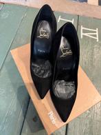 Christian Louboutin Zwarte Pumps, Kleding | Dames, Schoenen, Ophalen of Verzenden, Zo goed als nieuw, Zwart, Pumps