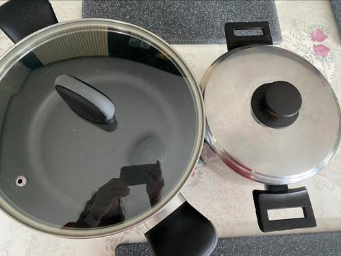 Lot de 2 casseroles avec couvercle dont une Tefal, Maison & Meubles, Cuisine | Casseroles & Poêles, Utilisé