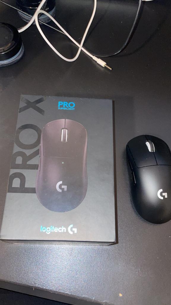 Logitech G Pro X Superlight – Comme neuve + boîte –, Computers en Software, Muizen, Zo goed als nieuw, Muis, Linkshandig, Rechtshandig