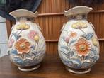 Deux vases japonais période meiji, Ophalen
