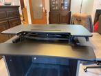 Ergonomisch bureau, Ophalen, In hoogte verstelbaar, Zo goed als nieuw, Bureau