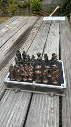 Loden schaakspel figuren, Ophalen, Gebruikt, Mens