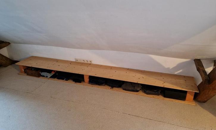 4 planches en pin/sapin de 300x40/45x1,8 cm, Maison & Meubles, Accessoires pour la Maison | Portemanteaux, Enlèvement